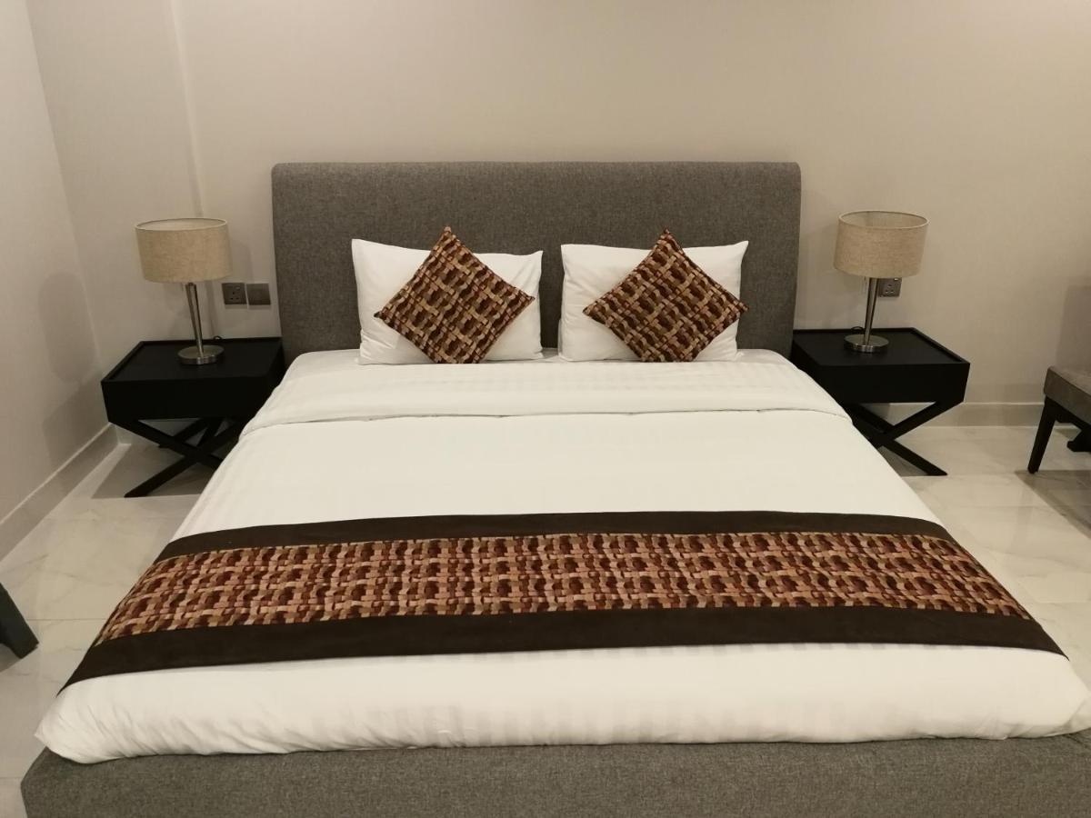 Infinity Juffair Suites Manamah Buitenkant foto