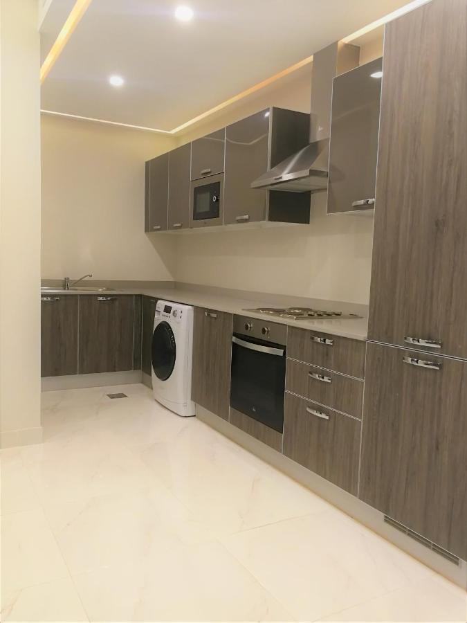 Infinity Juffair Suites Manamah Buitenkant foto