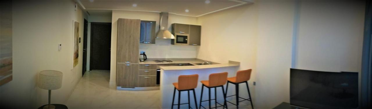 Infinity Juffair Suites Manamah Buitenkant foto