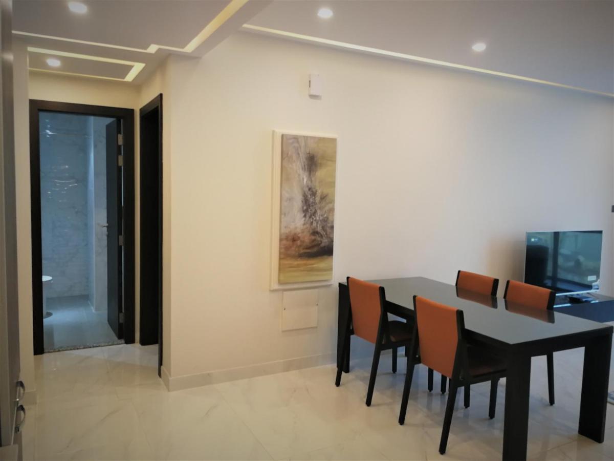 Infinity Juffair Suites Manamah Buitenkant foto